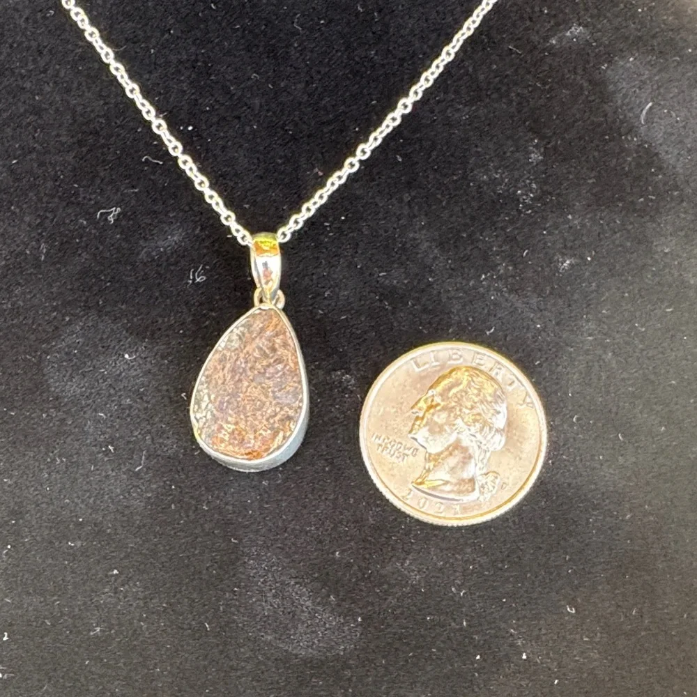 Elegant 925 silver Astrophyllite Pendant - Picture 7 of 7